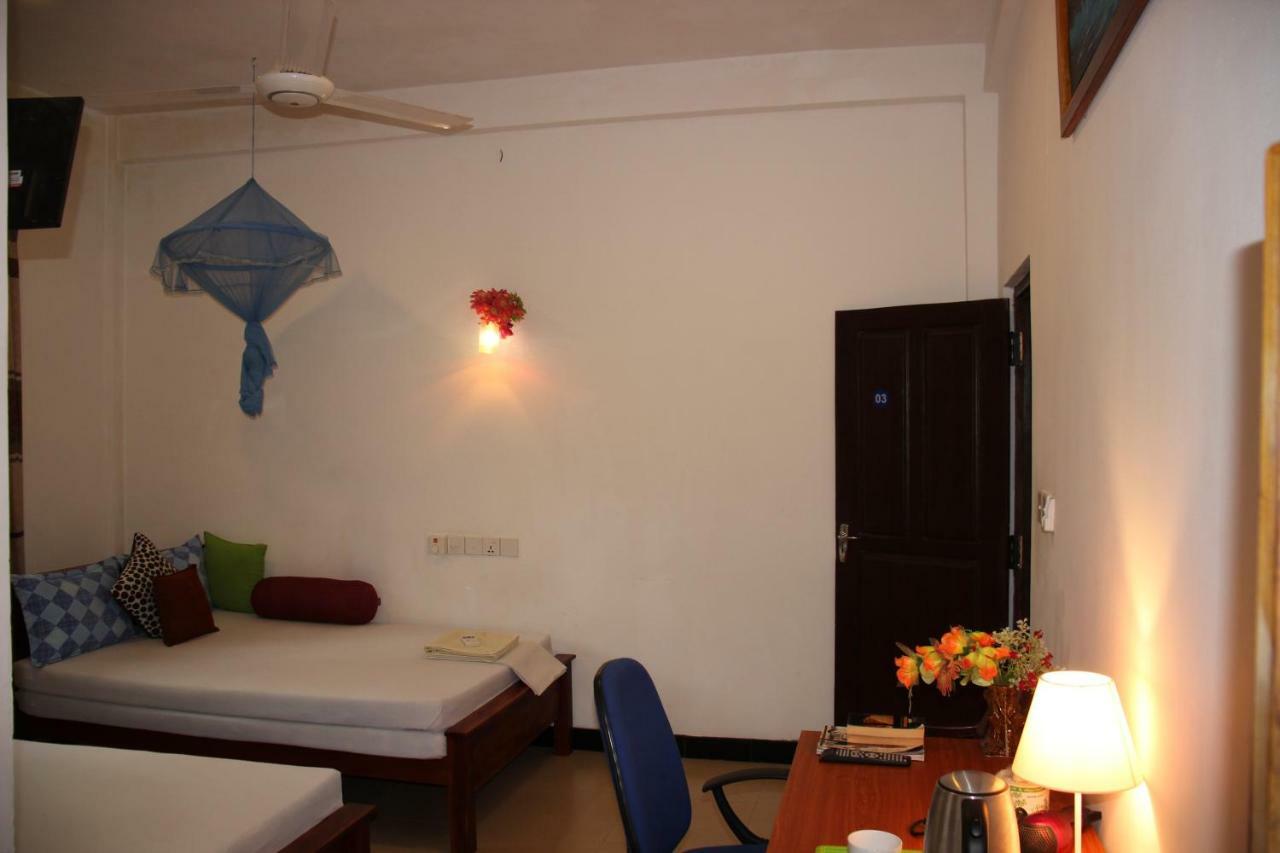 Miheen Hotel & Resort - Anuradhapura Mihintale Bagian luar foto