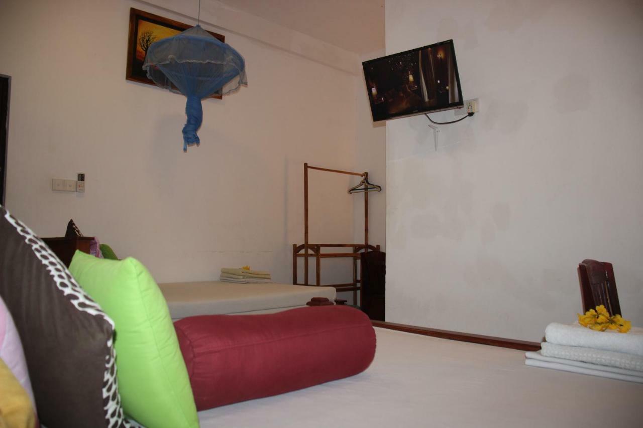 Miheen Hotel & Resort - Anuradhapura Mihintale Bagian luar foto
